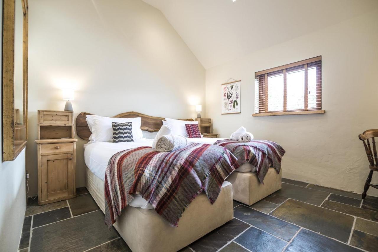 Lavender - Luxurious Barn Conversion - Blossom Farm Johnston Exterior foto