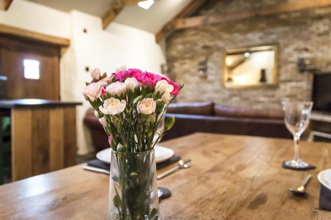 Lavender - Luxurious Barn Conversion - Blossom Farm Johnston Exterior foto